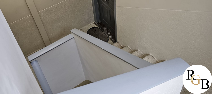 Escaleras y claraboya — 4